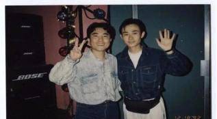 星空官网-
2002年的第一场雪 刀郎的两次消失 究竟为何才他竟如此撕心裂肺(图8)