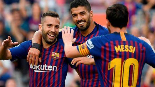 
破晓2点!巴萨高层做出争议决议:西甲突遭重创,恐又失1世界级巨星‘星空官网’(图2)